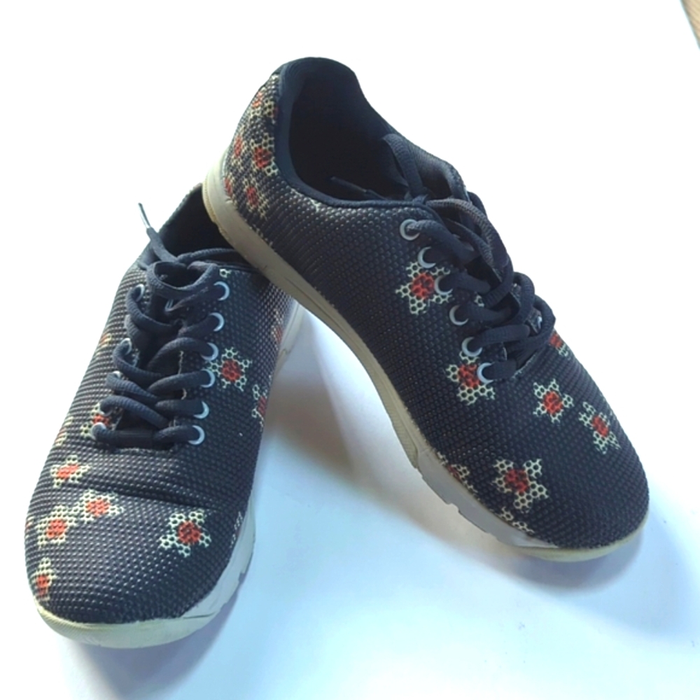 NoBull Project, Blue floral trainers. Size 6.5